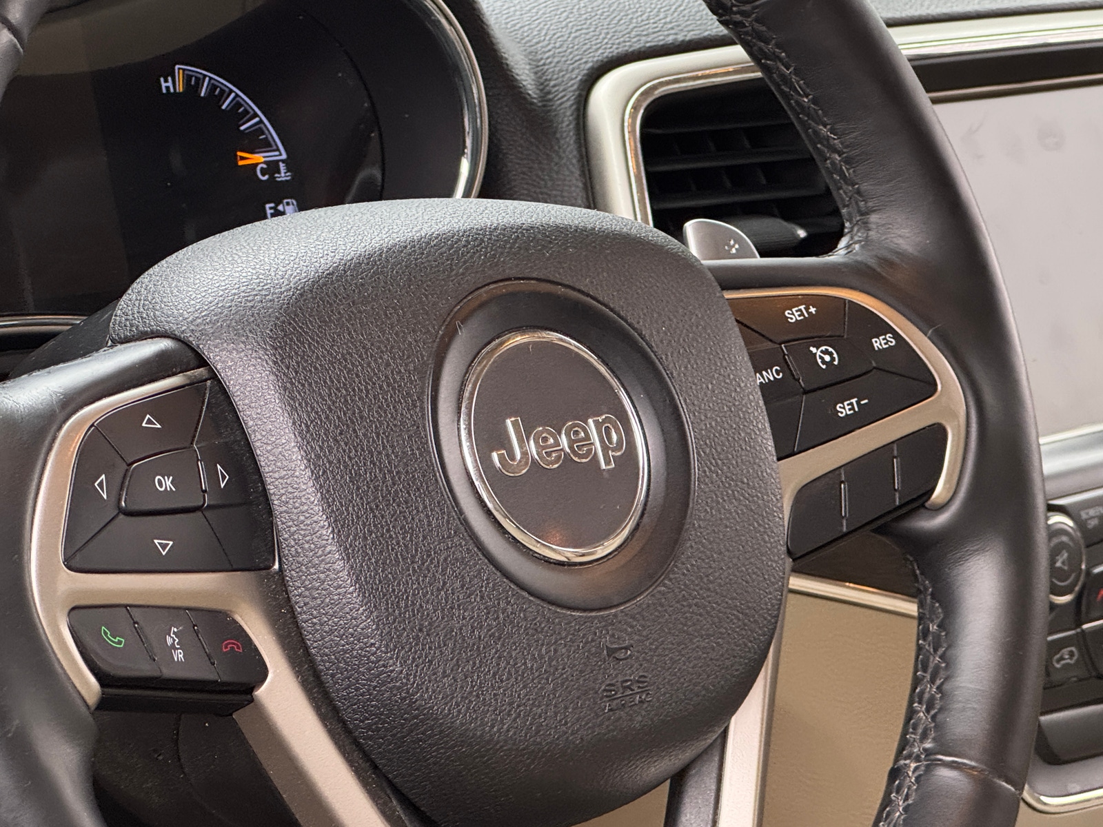 Thumbnail: 2014 Jeep Grand Cherokee - 4