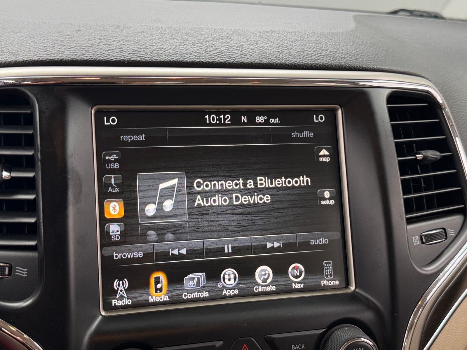 Thumbnail: 2014 Jeep Grand Cherokee - 3