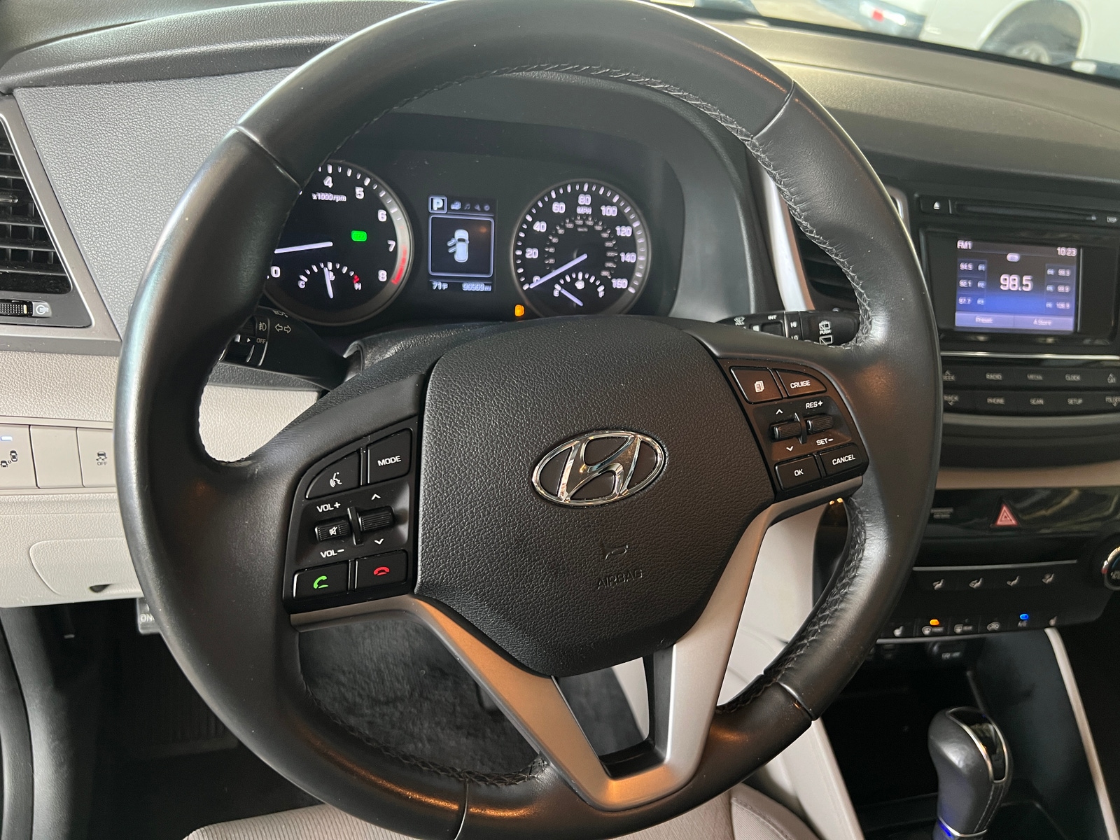Thumbnail: 2016 Hyundai Tucson - 5