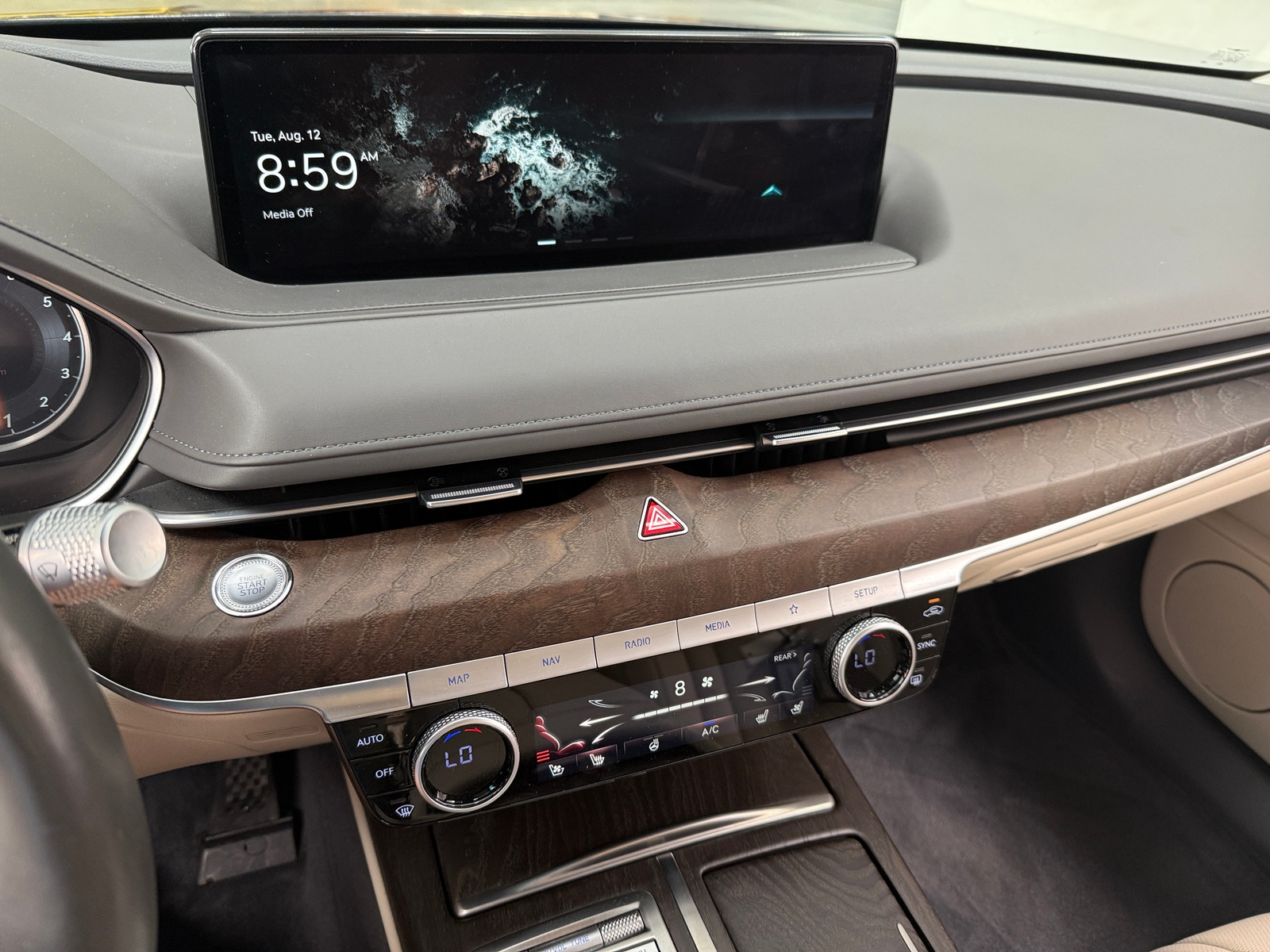 Thumbnail: 2022 Genesis G80 - 3
