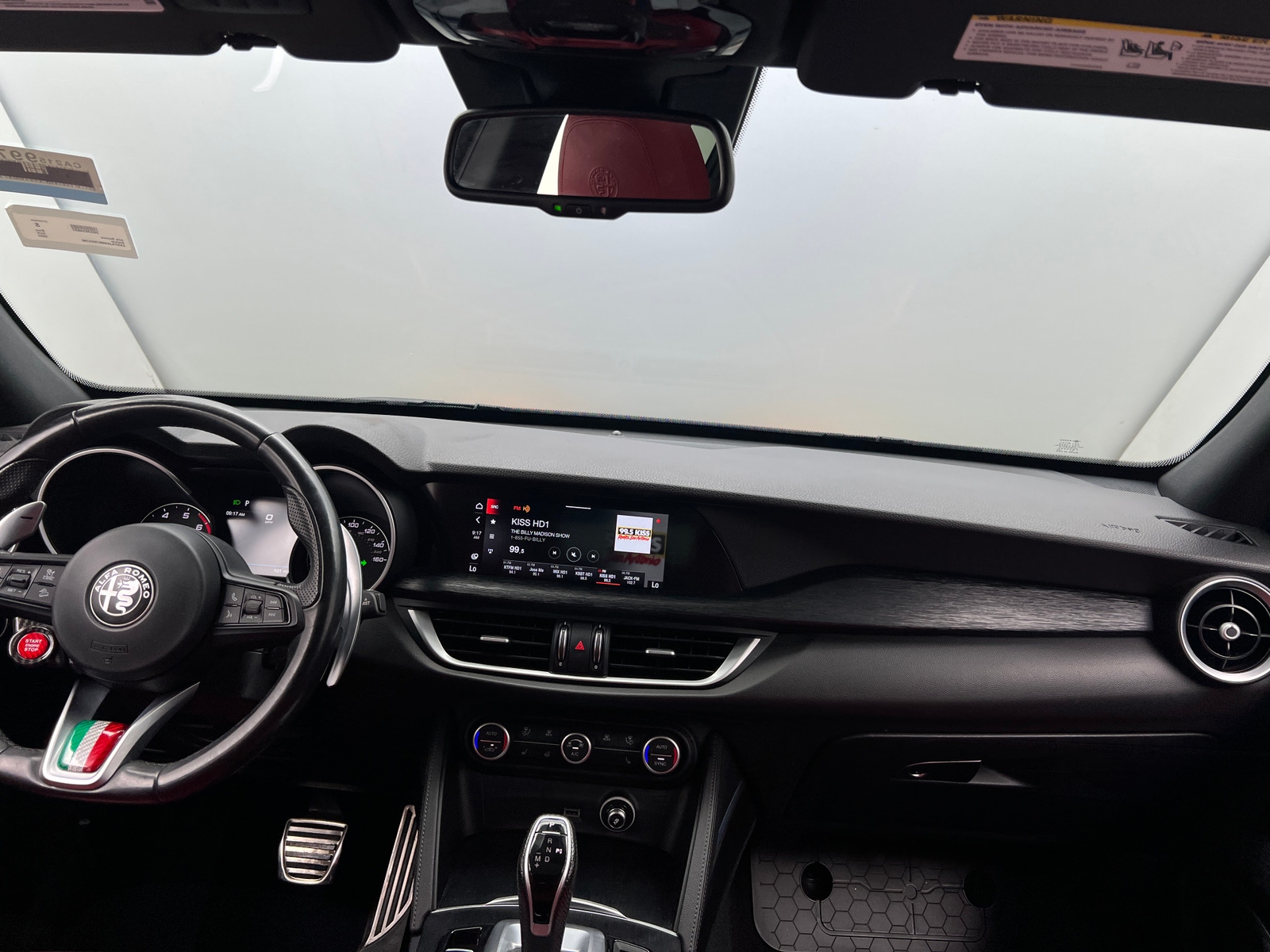 Thumbnail: 2022 Alfa Romeo Stelvio - 2