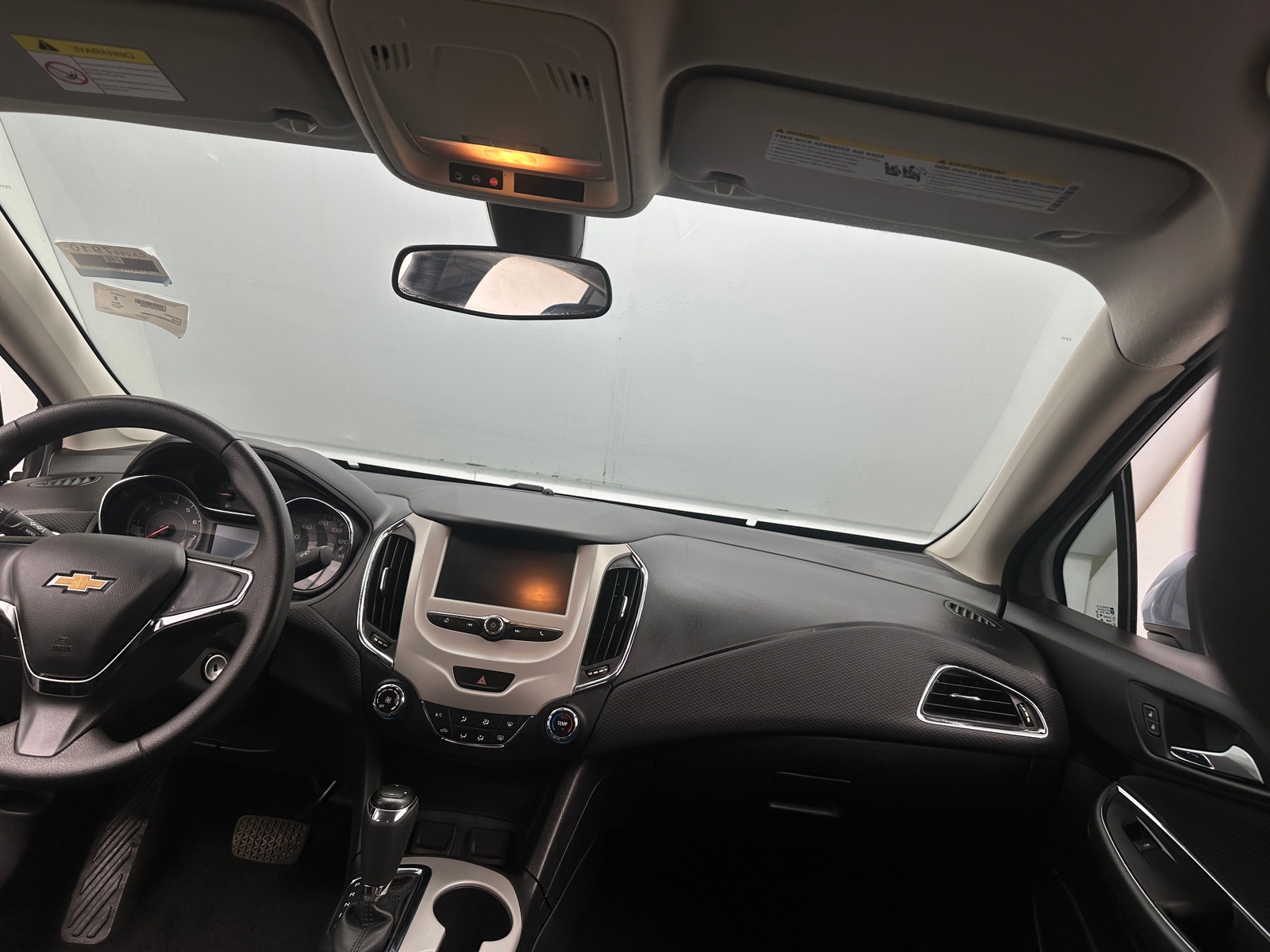 Thumbnail: 2017 Chevrolet Cruze - 3
