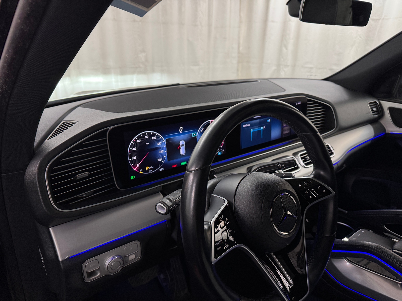 Thumbnail: 2024 Mercedes-Benz GLE - 2