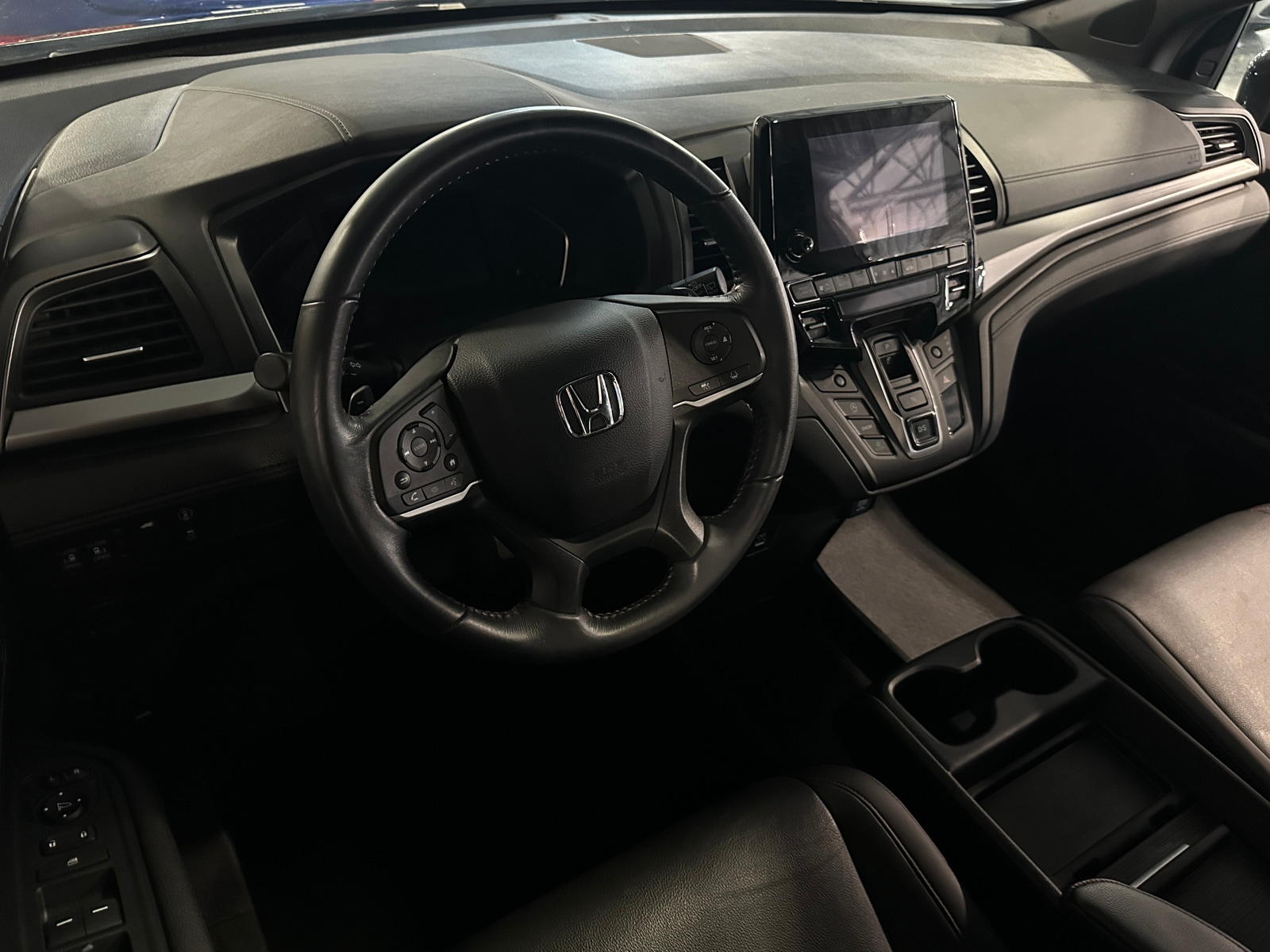 Thumbnail: 2023 Honda Odyssey - 2
