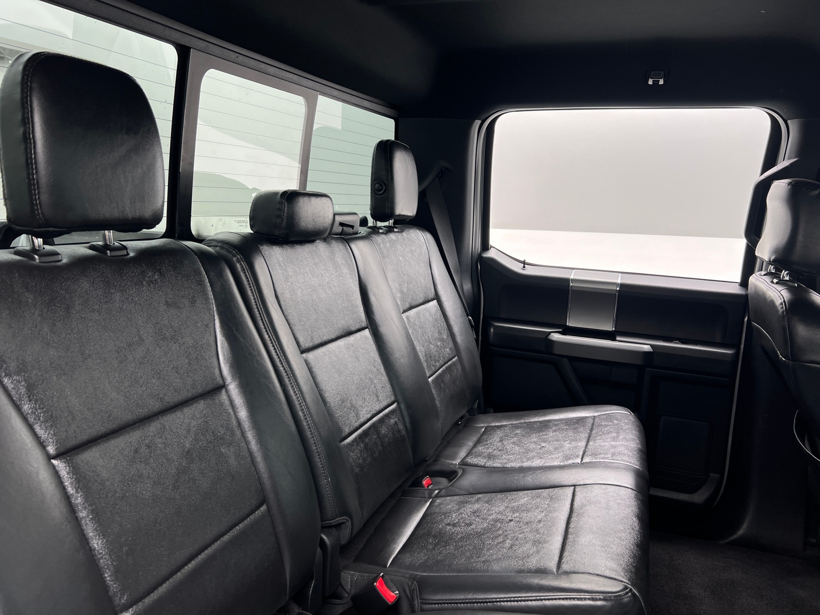 Thumbnail: 2016 Ford Econoline - 6