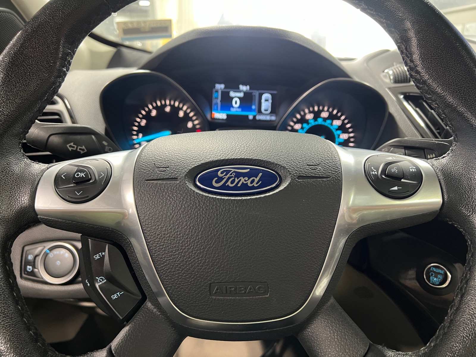 Thumbnail: 2016 Ford Escape - 4