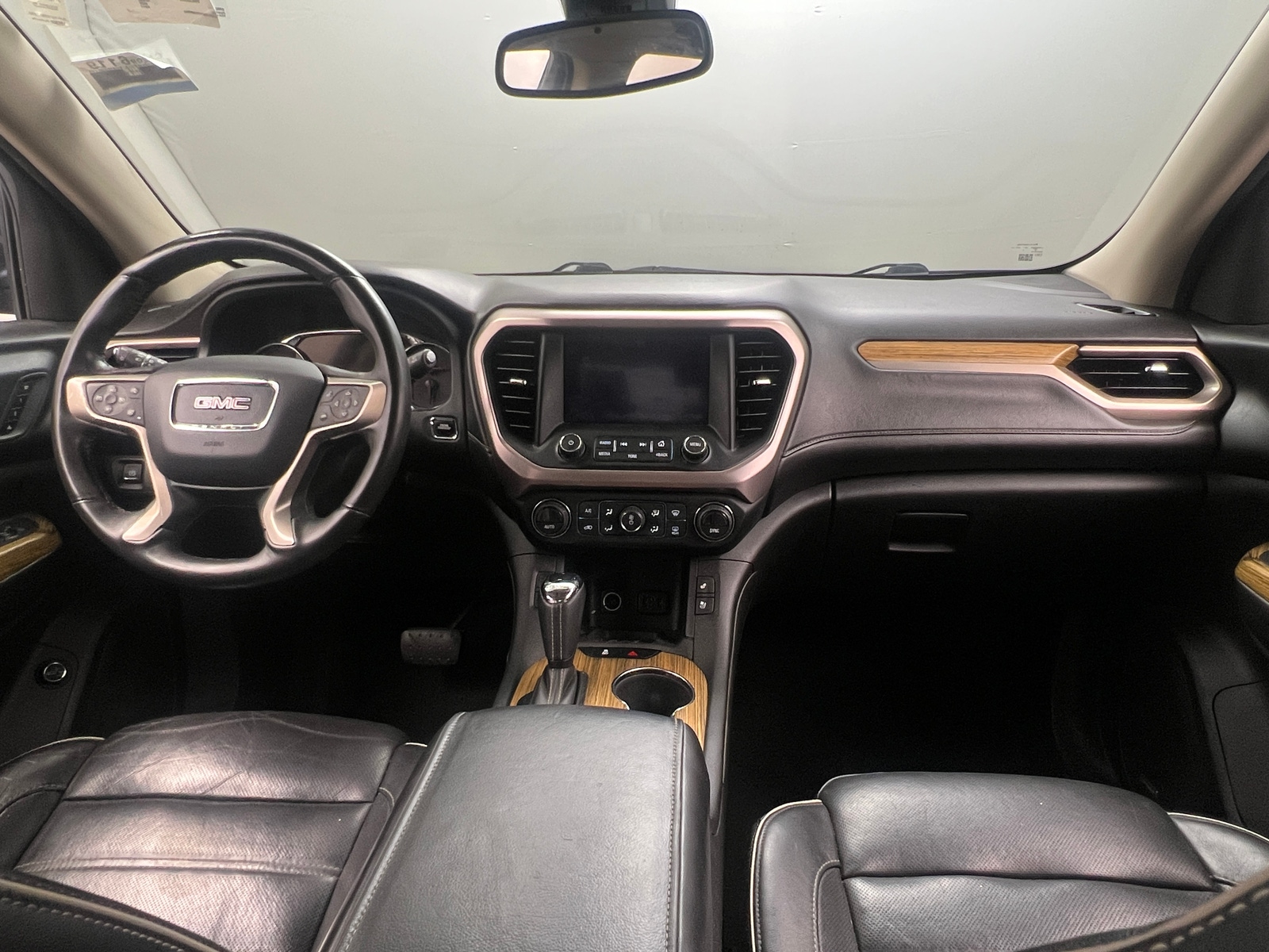 Thumbnail: 2017 GMC Acadia - 2