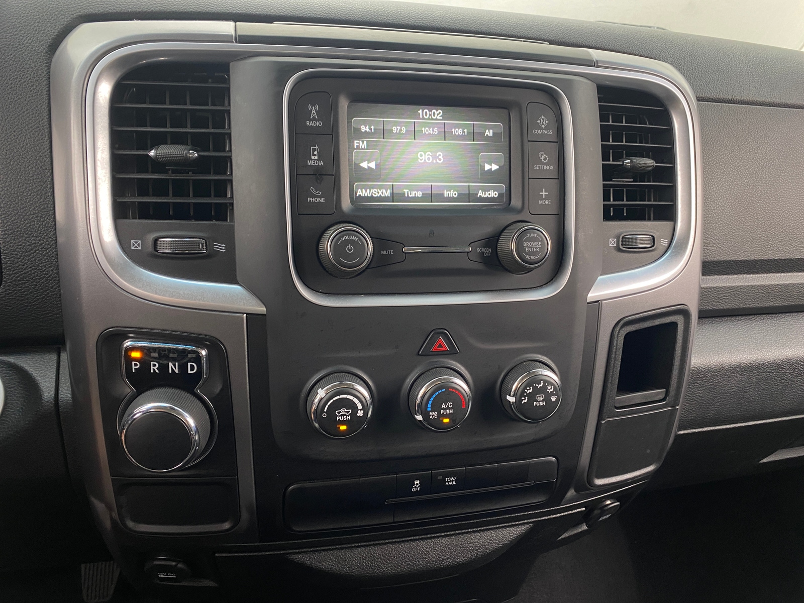 Thumbnail: 2024 RAM 1500 Classic - 4