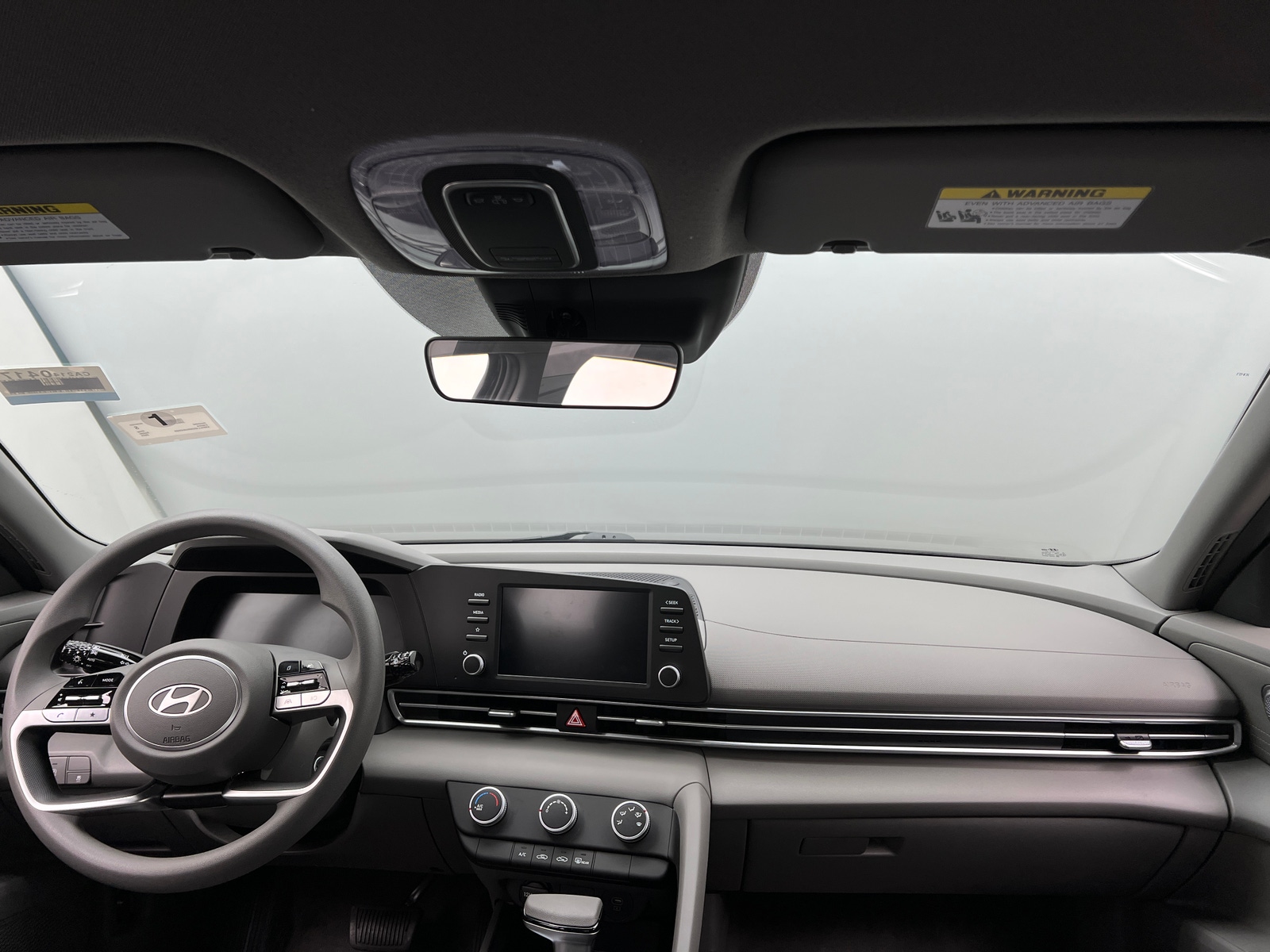 Thumbnail: 2024 Hyundai Elantra - 3