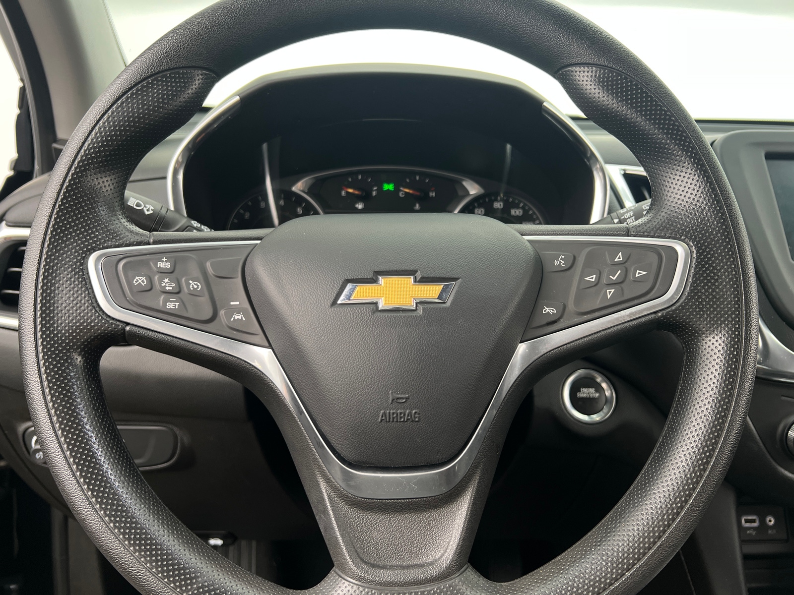 Thumbnail: 2022 Chevrolet Equinox - 5