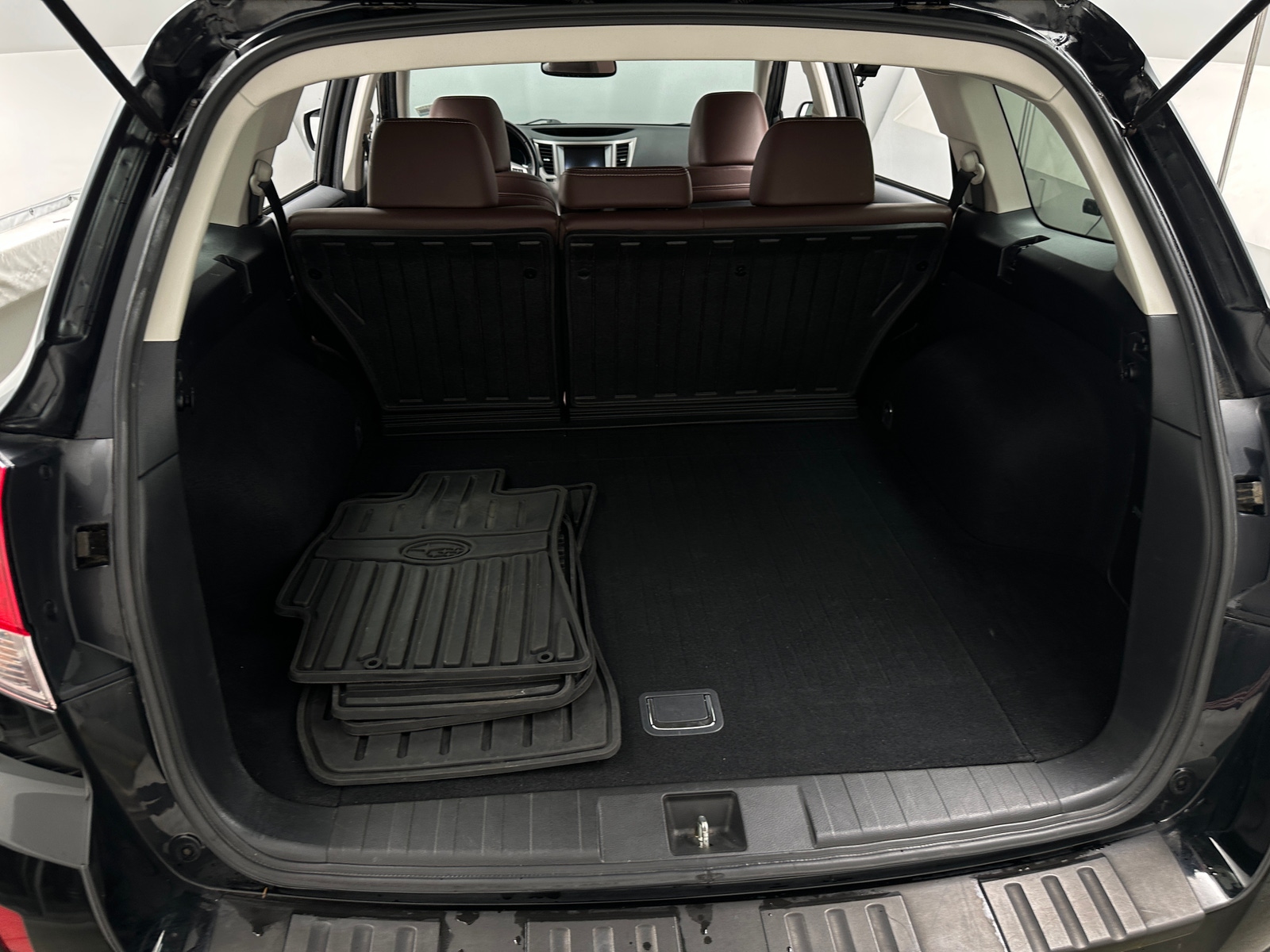 Thumbnail: 2013 Subaru Outback - 6