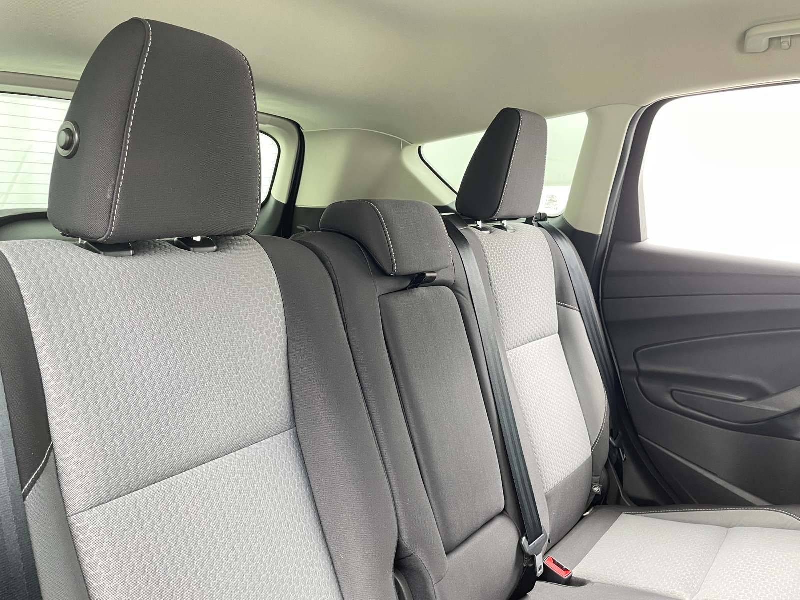 Thumbnail: 2019 Ford Escape - 6
