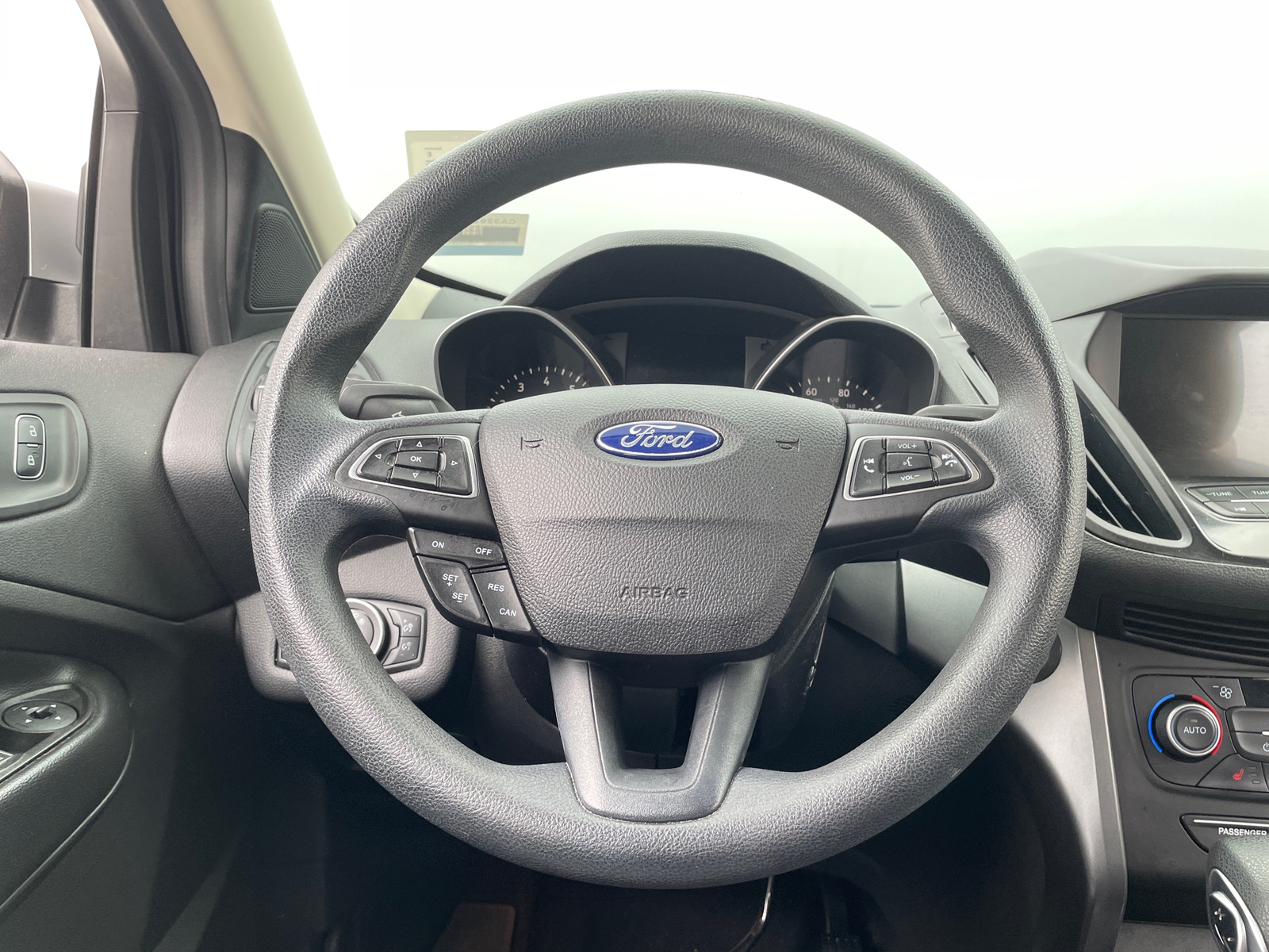 Thumbnail: 2019 Ford Escape - 5