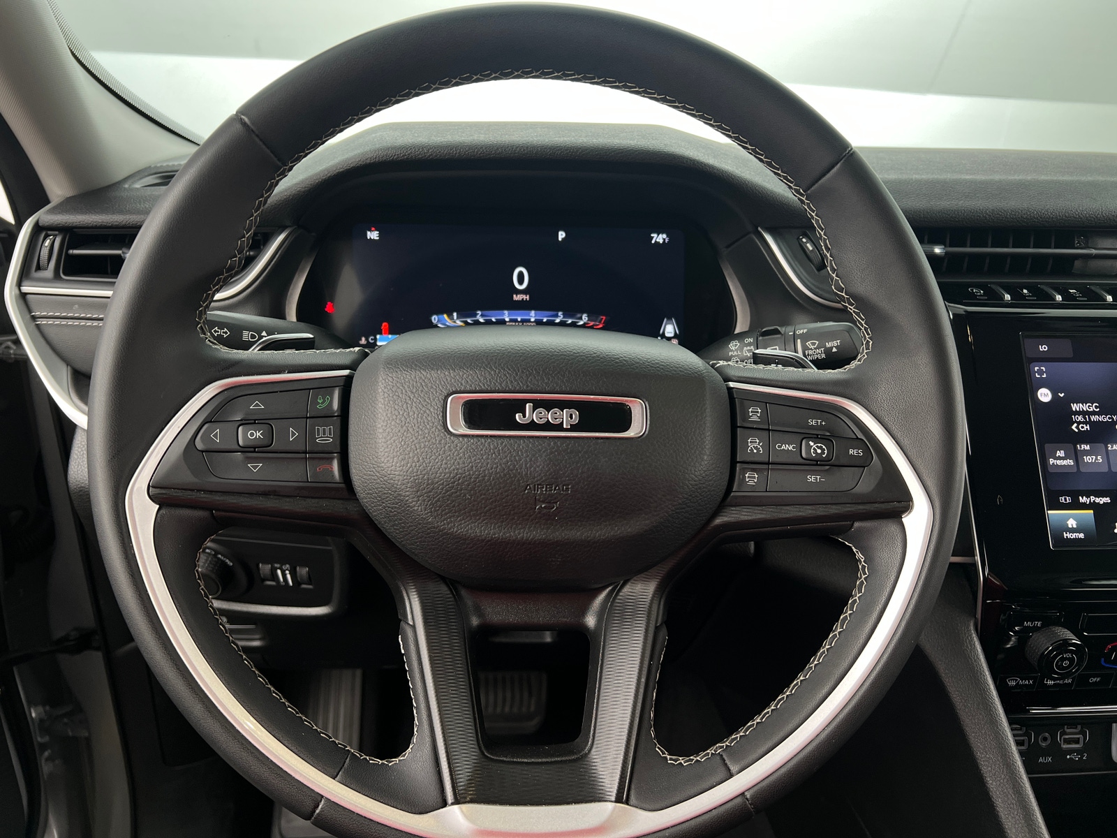 Thumbnail: 2023 Jeep Grand Cherokee - 5