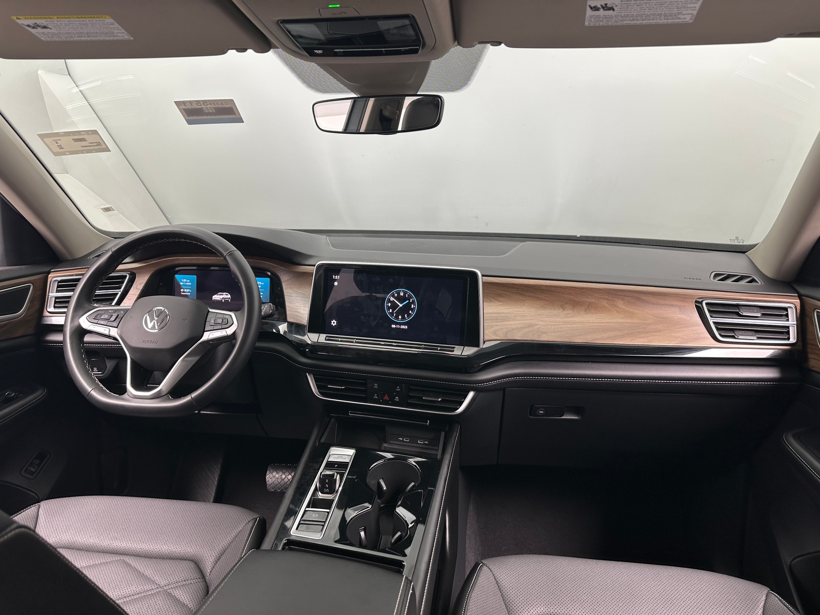 Thumbnail: 2024 Volkswagen Atlas - 2