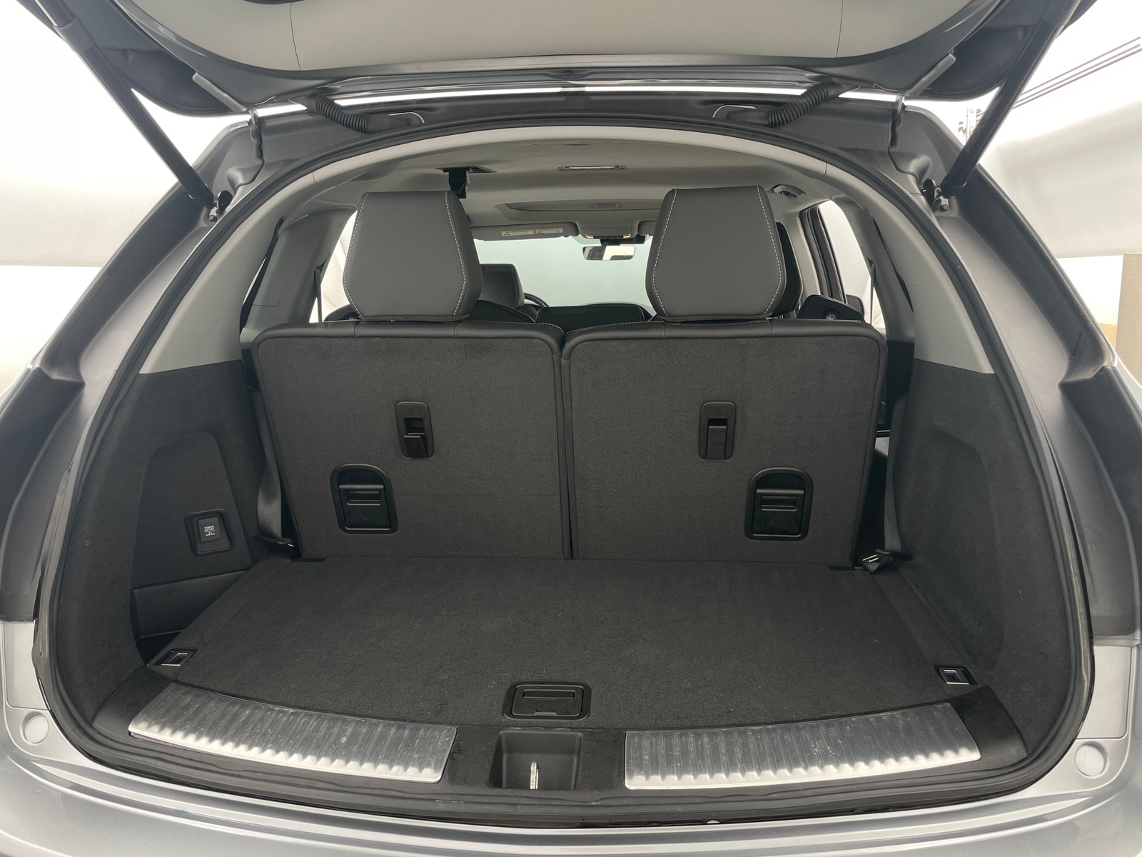 Thumbnail: 2020 Acura MDX - 6
