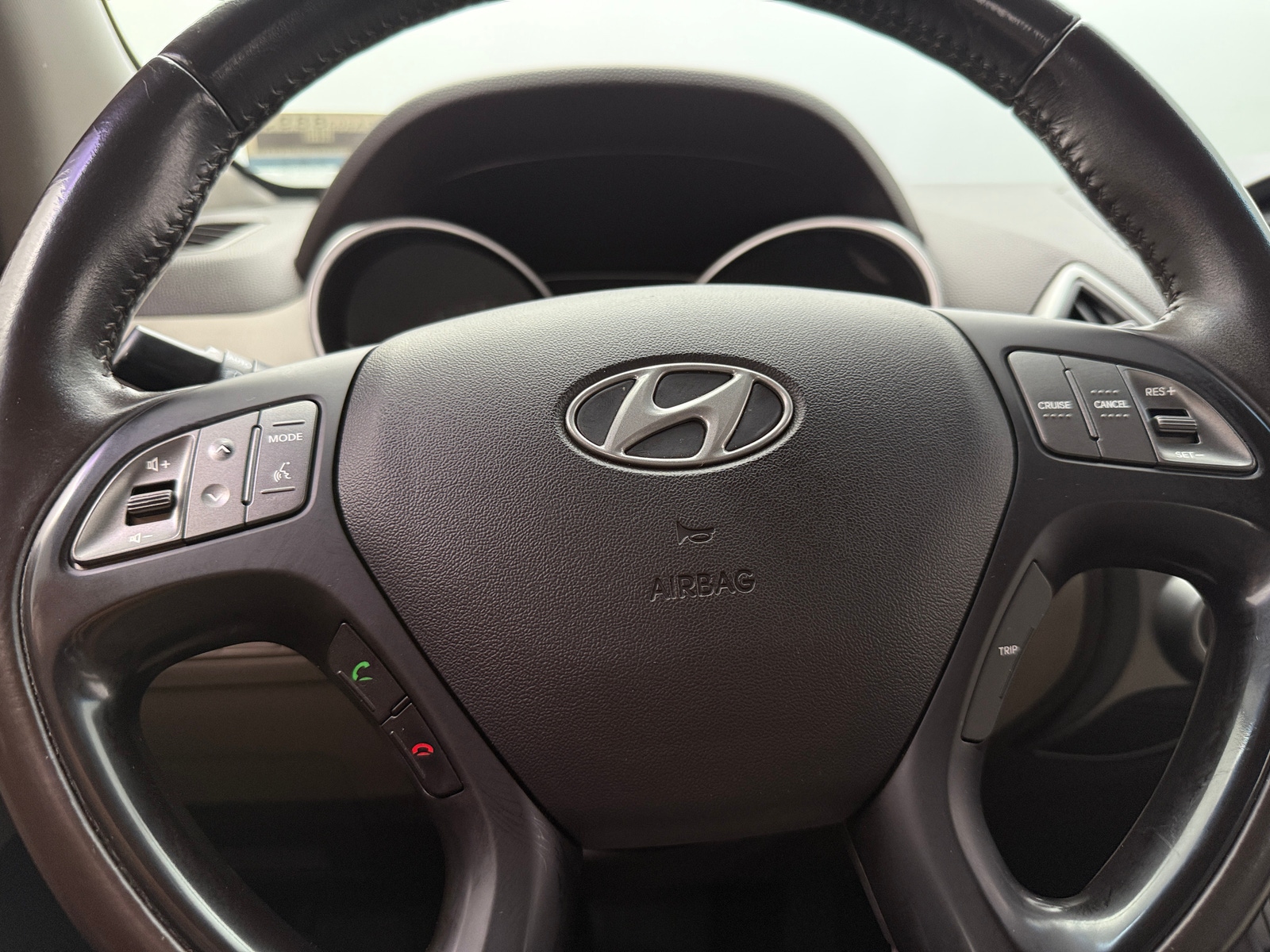 Thumbnail: 2014 Hyundai Tucson - 4