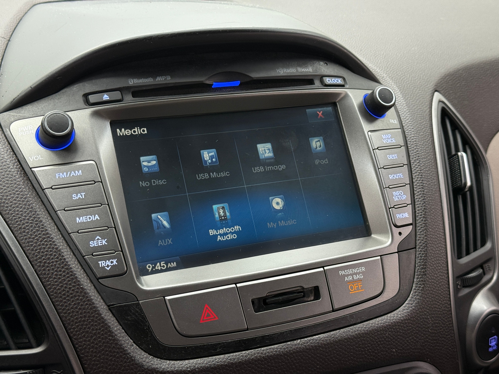 Thumbnail: 2014 Hyundai Tucson - 3