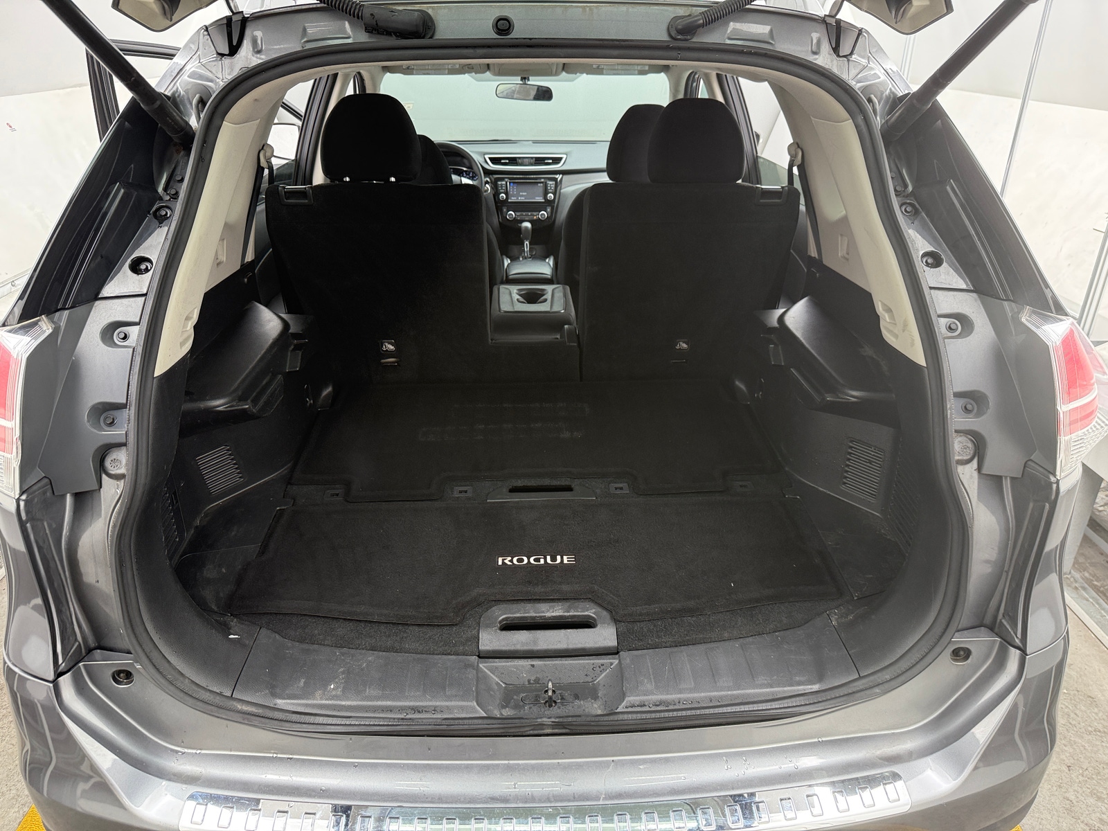 Thumbnail: 2016 Nissan Rogue - 7