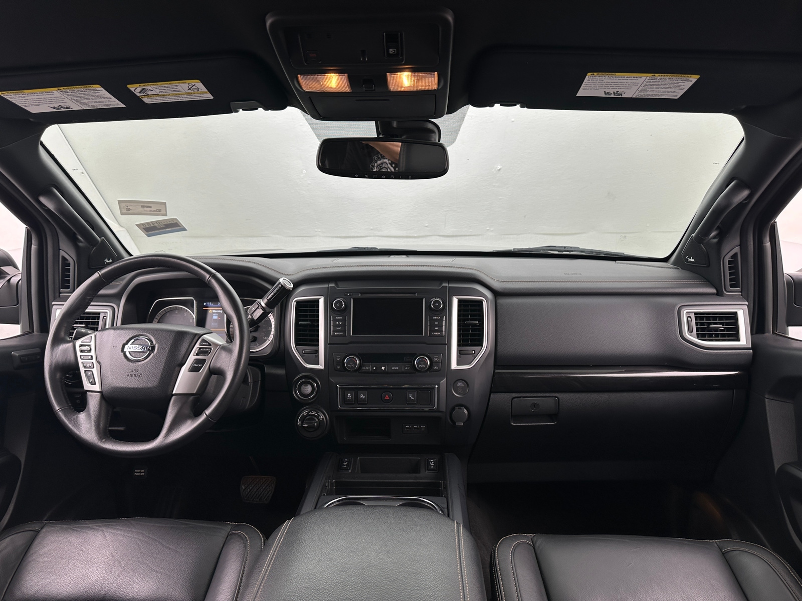 Thumbnail: 2019 Nissan Titan - 2