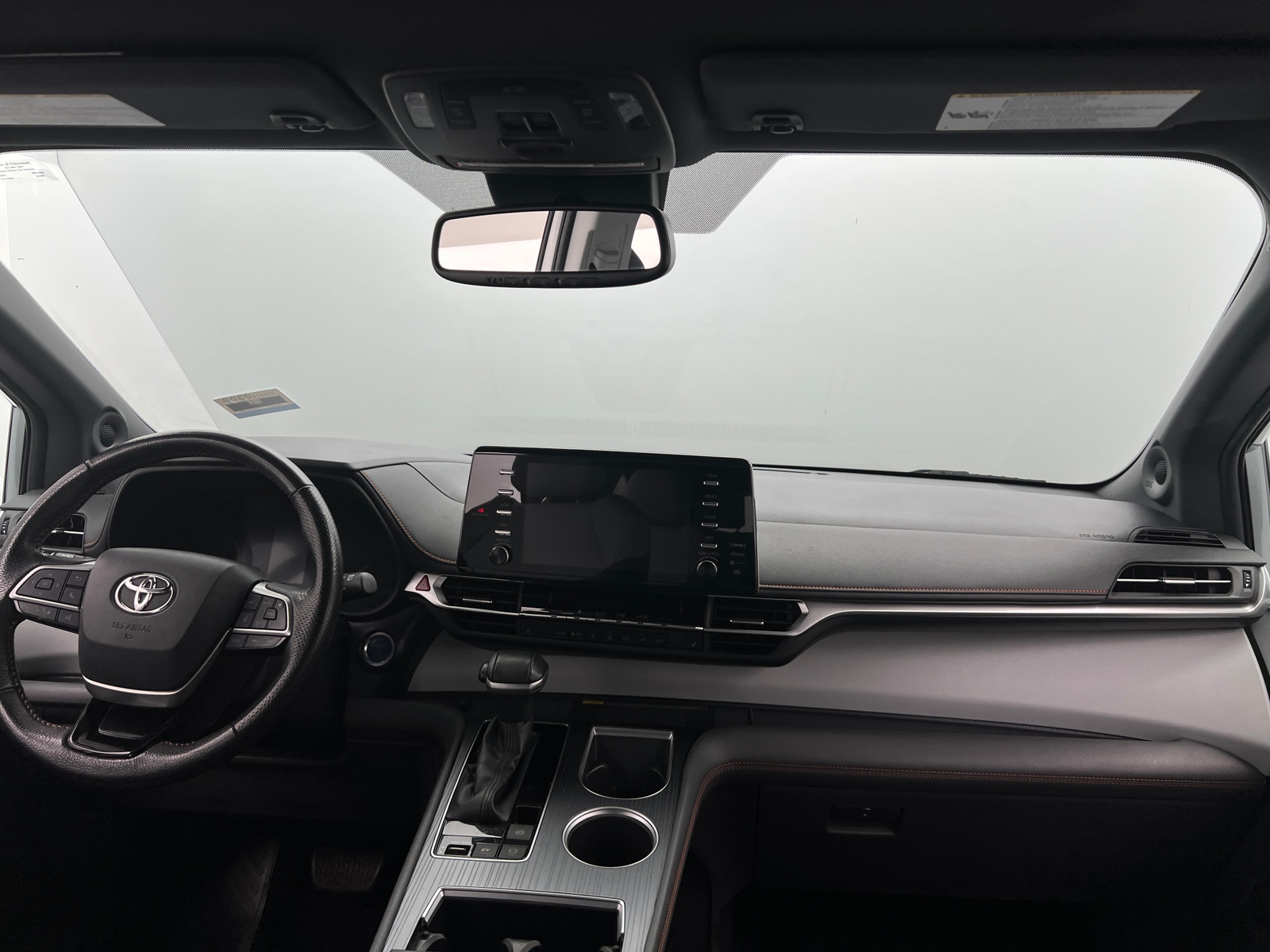 Thumbnail: 2021 Toyota Sienna - 2