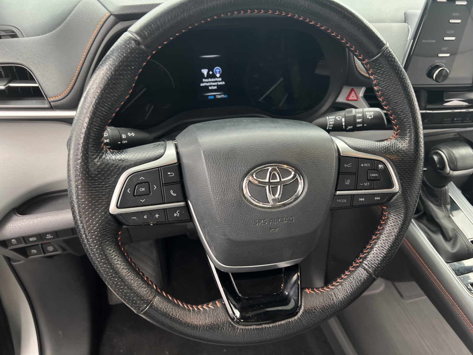 Thumbnail: 2021 Toyota Sienna - 4