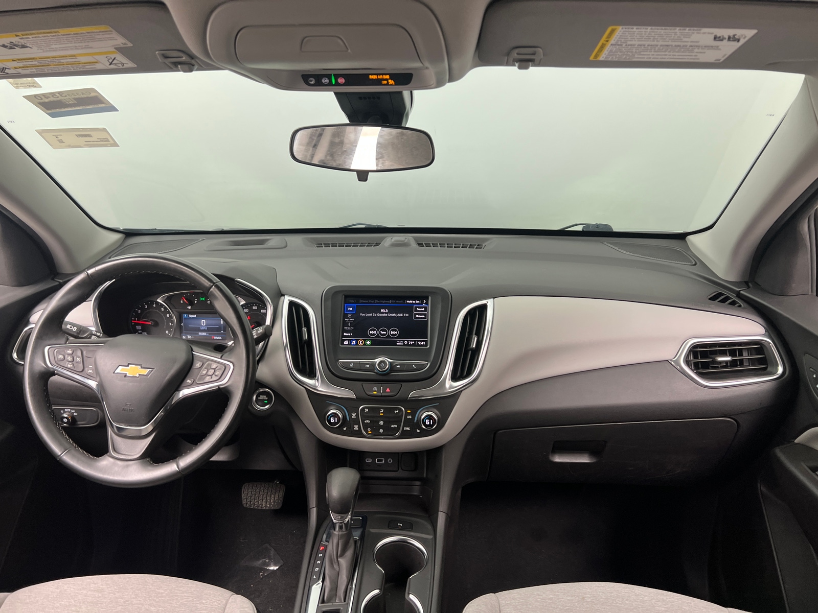Thumbnail: 2023 Chevrolet Equinox - 3