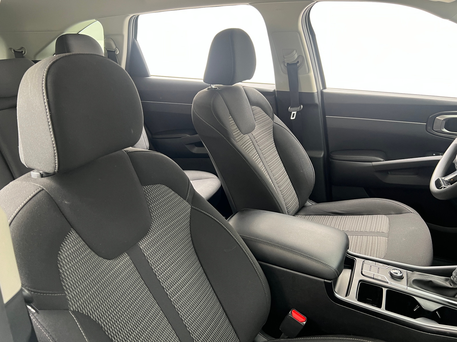 Thumbnail: 2023 Kia Sorento - 2