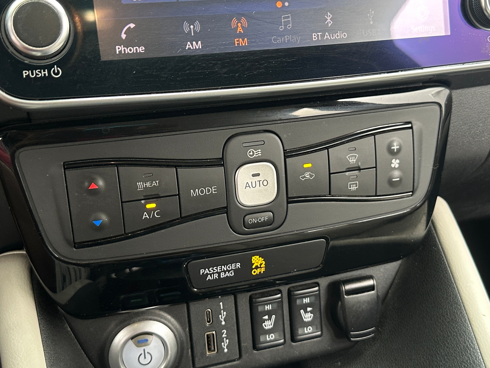 Thumbnail: 2020 Nissan Leaf - 3