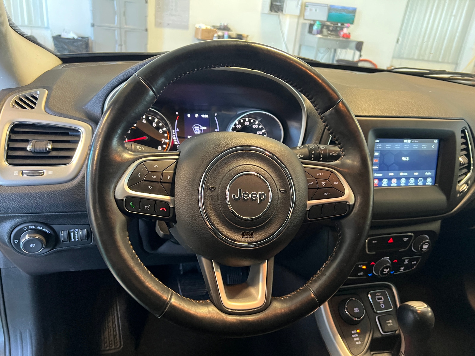 Thumbnail: 2019 Jeep Compass - 4