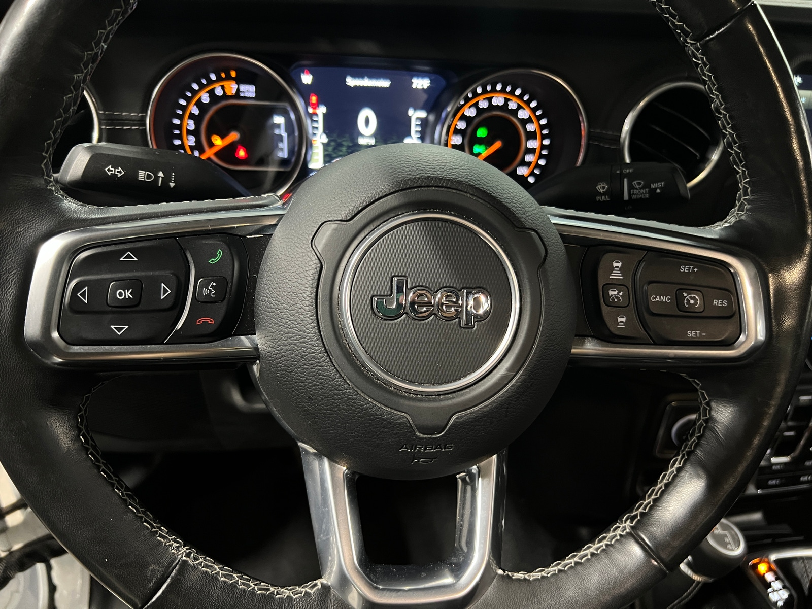 Thumbnail: 2020 Jeep Gladiator - 4