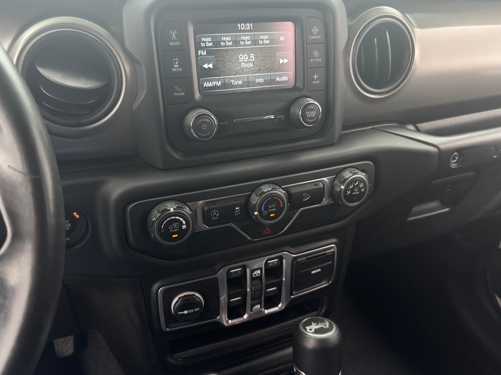 Thumbnail: 2018 Jeep Wrangler - 4