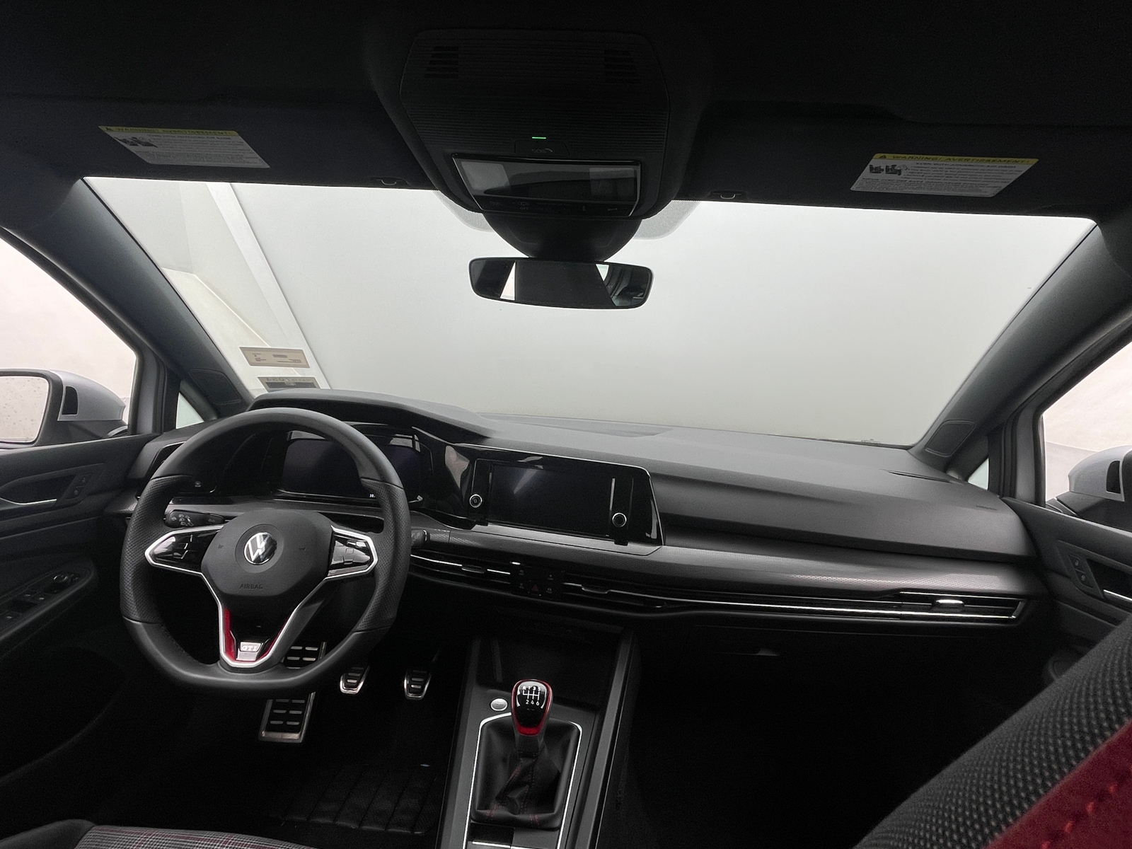 Thumbnail: 2022 Volkswagen Golf - 3