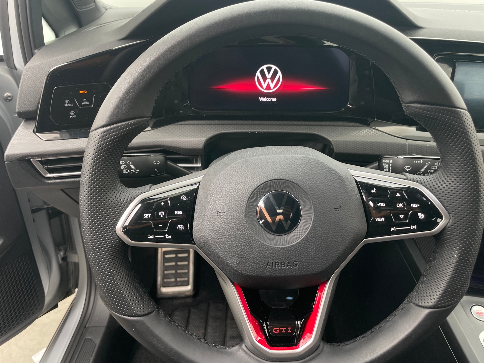Thumbnail: 2022 Volkswagen Golf - 5
