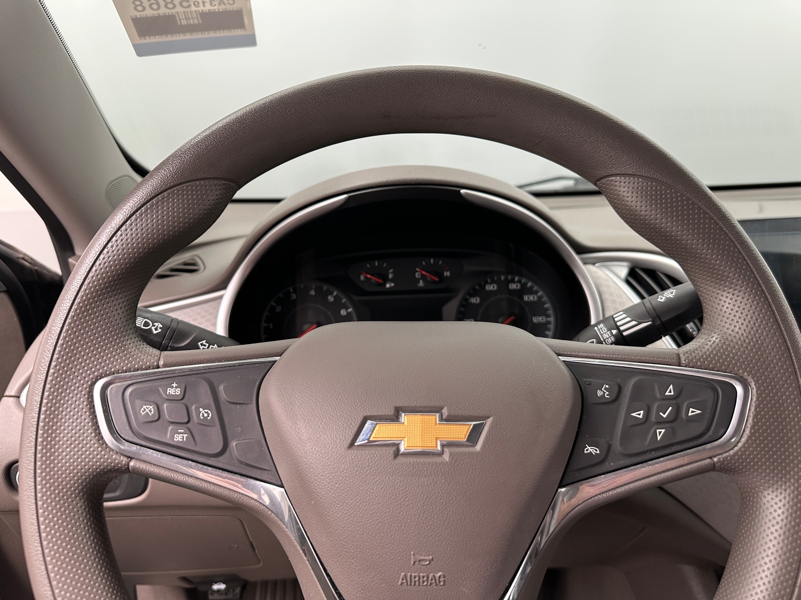 Thumbnail: 2020 Chevrolet Malibu - 5