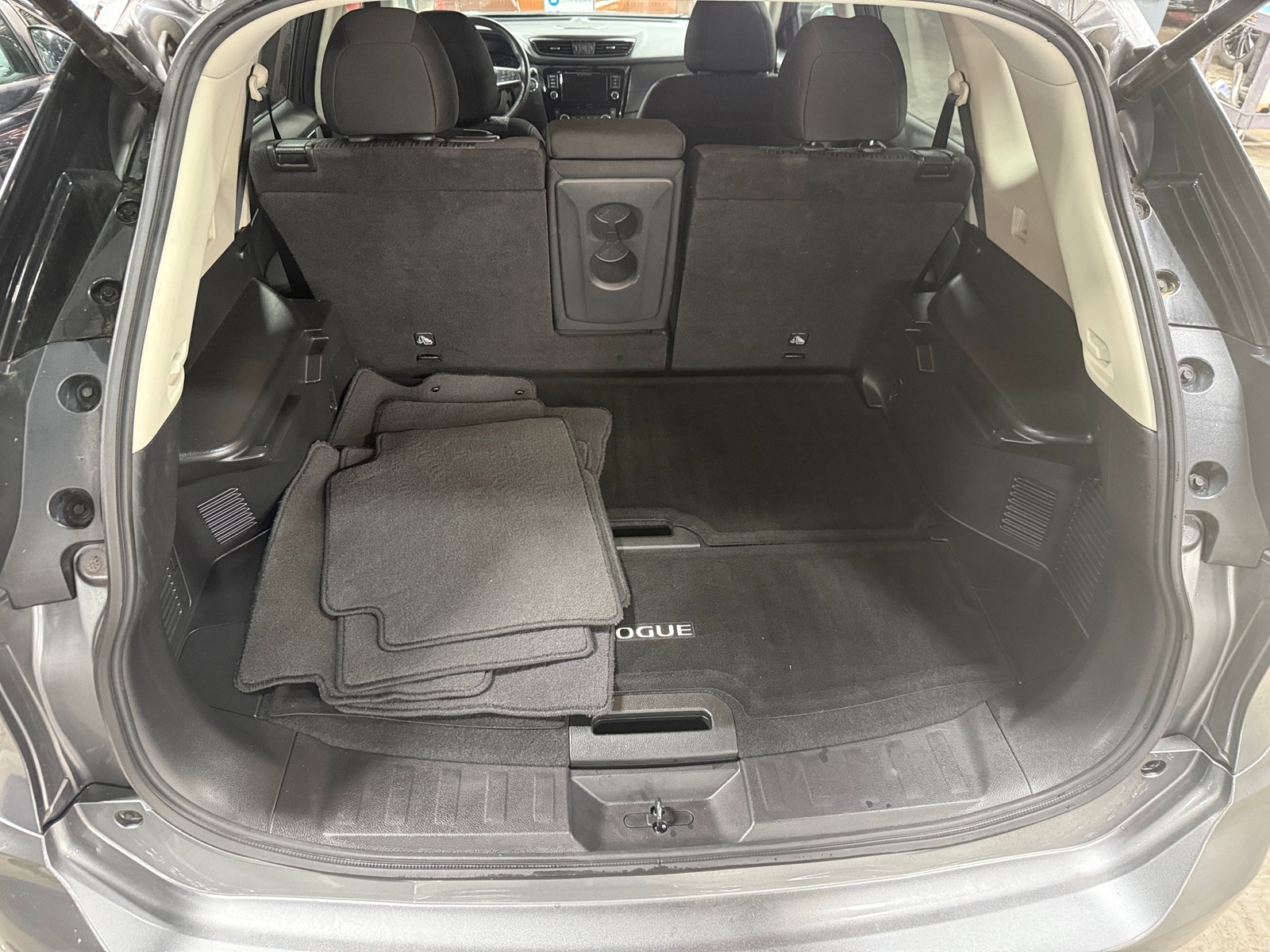 Thumbnail: 2018 Nissan Rogue - 7