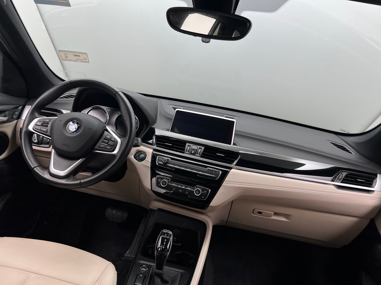 Thumbnail: 2022 BMW X1 - 2