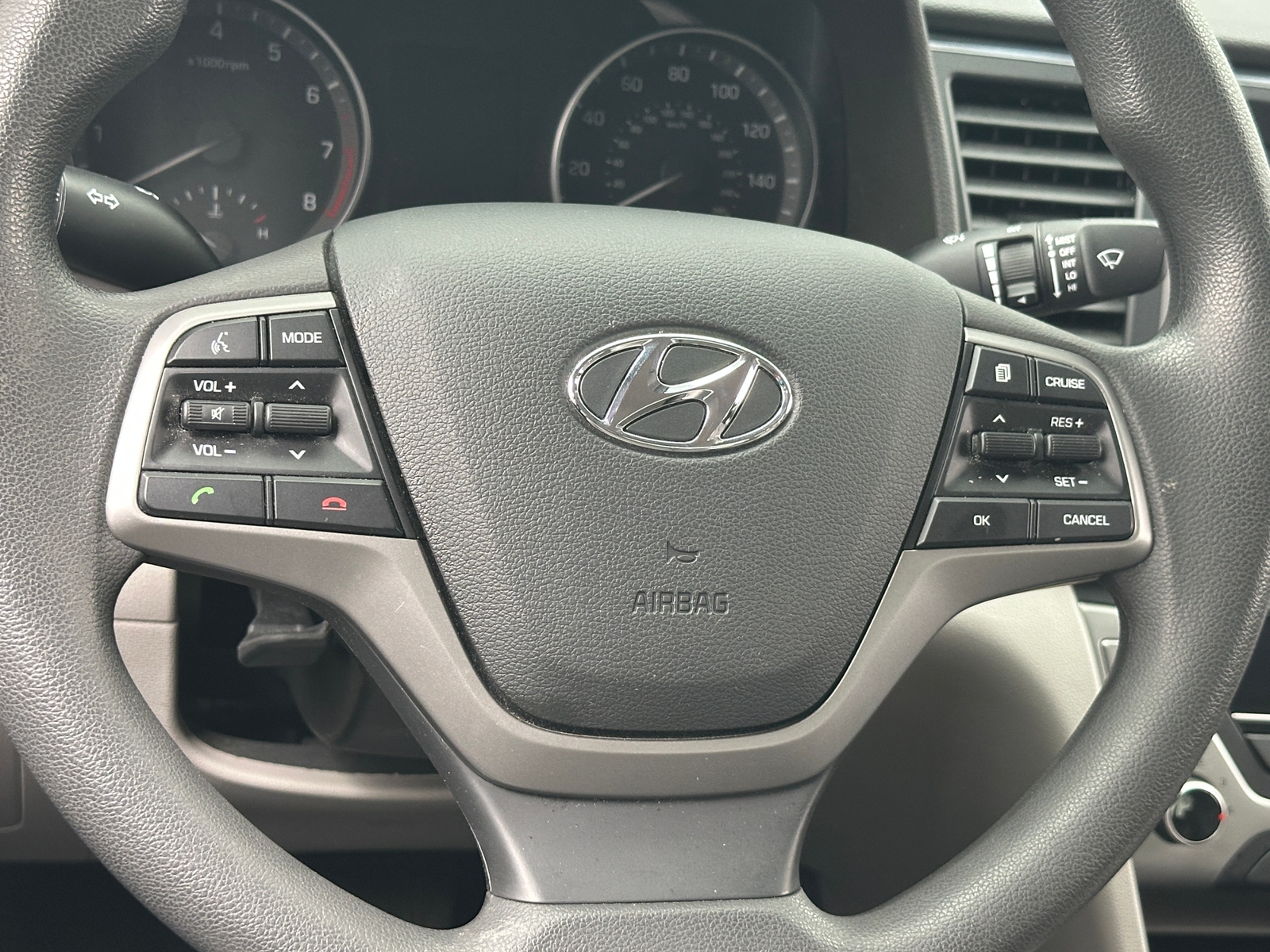 Thumbnail: 2018 Hyundai Elantra - 5