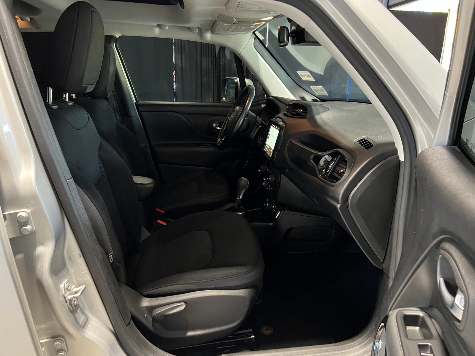 Thumbnail: 2018 Jeep Renegade - 2