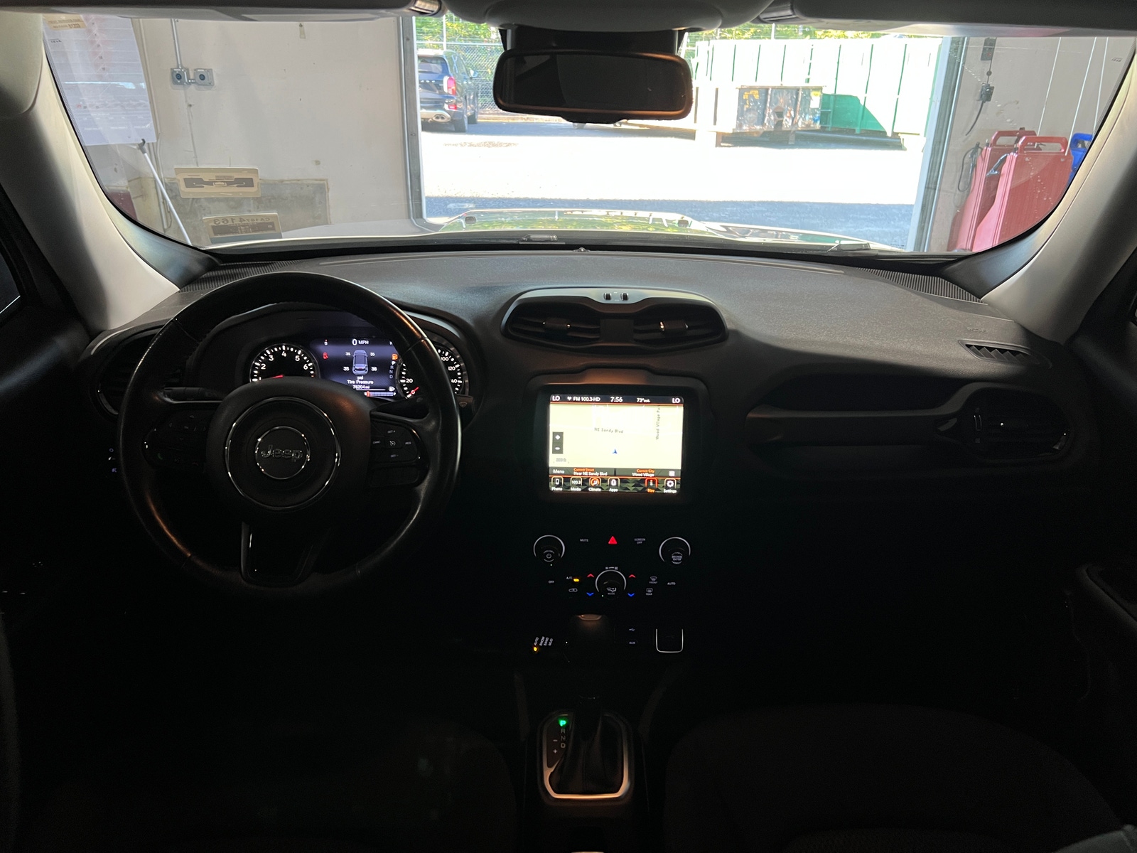 Thumbnail: 2018 Jeep Renegade - 3