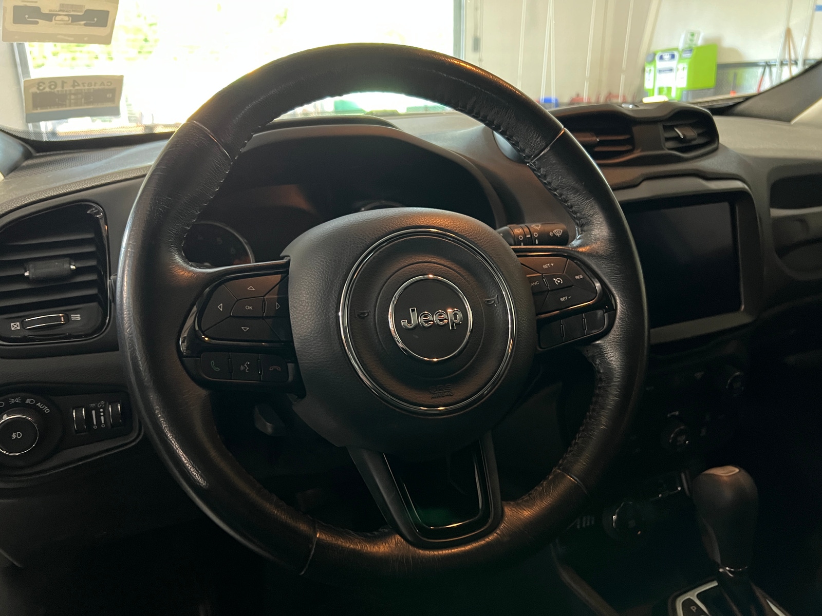Thumbnail: 2018 Jeep Renegade - 5