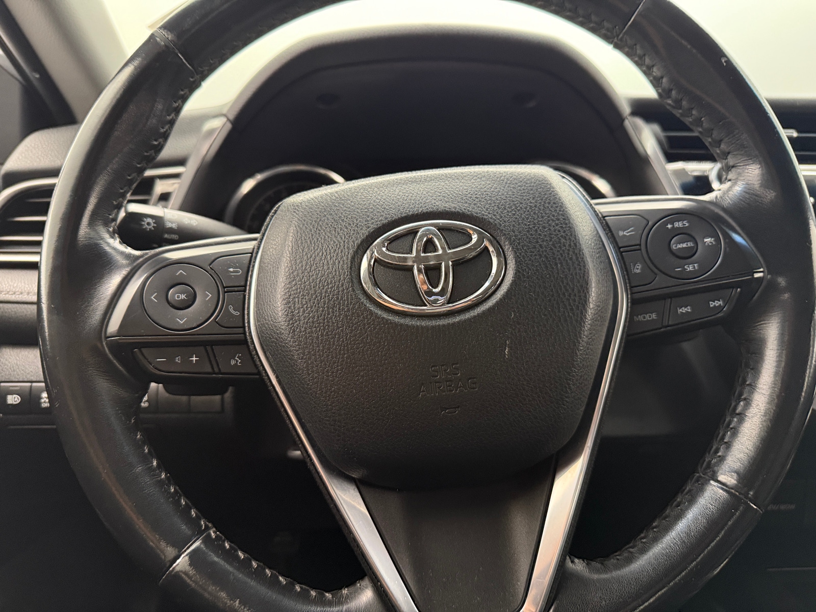 Thumbnail: 2020 Toyota Camry - 5