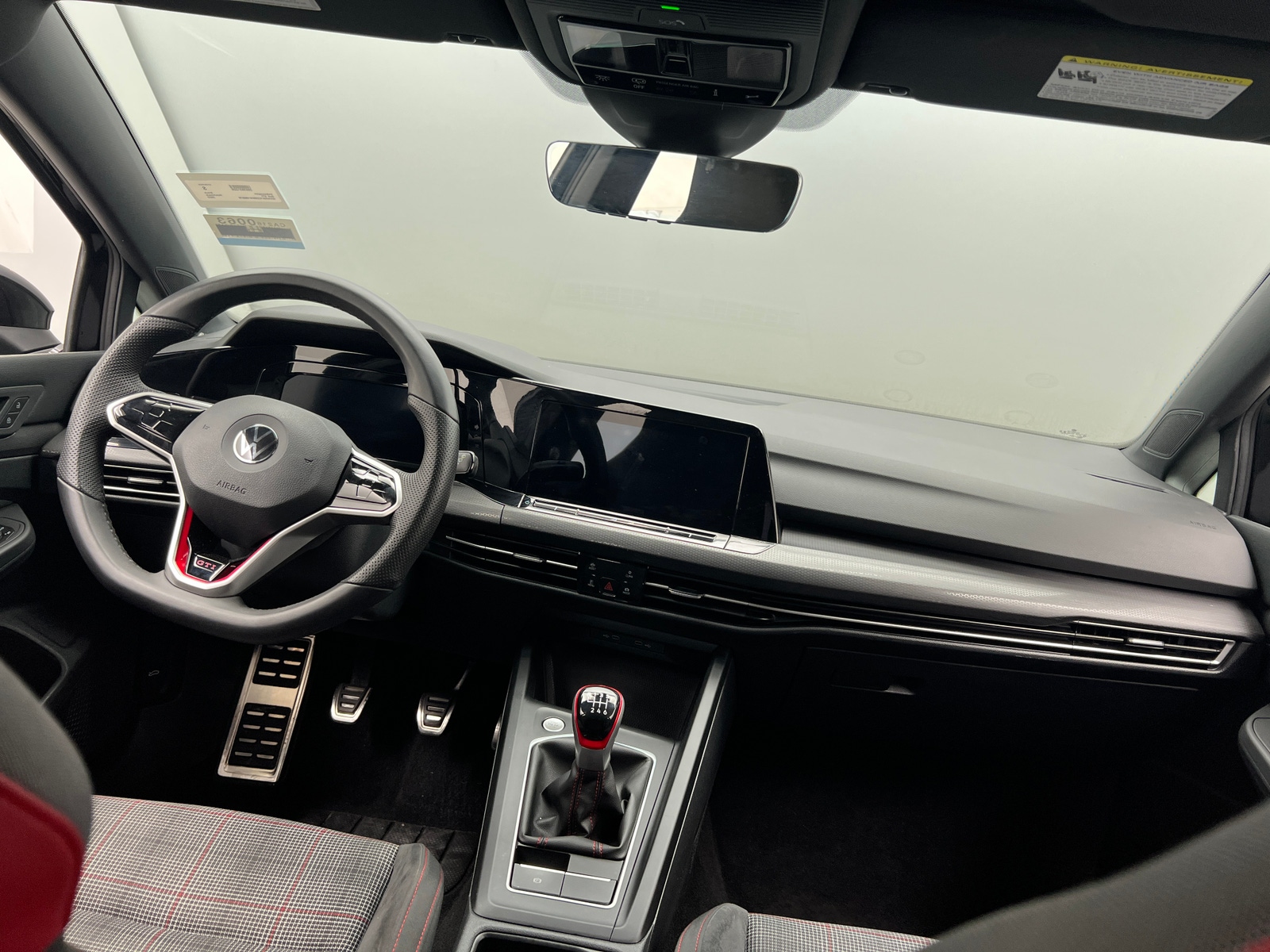Thumbnail: 2022 Volkswagen Golf - 3