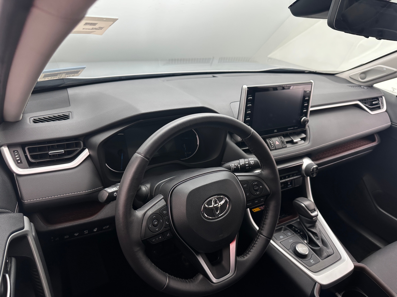 Thumbnail: 2022 Toyota RAV4 - 2