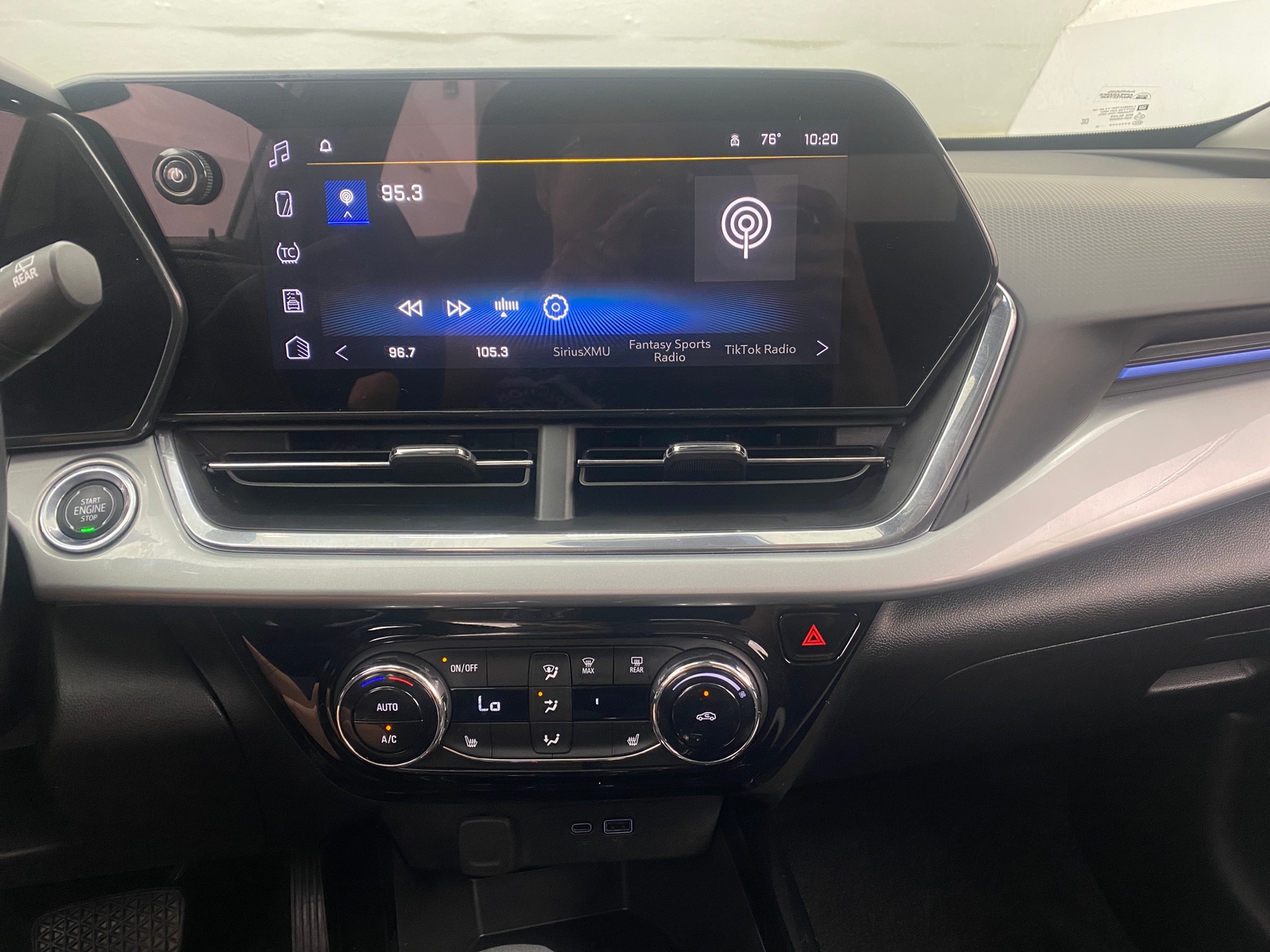 Thumbnail: 2025 Chevrolet Trax - 4