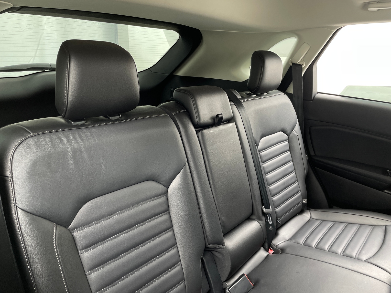 Thumbnail: 2016 Ford Edge - 5