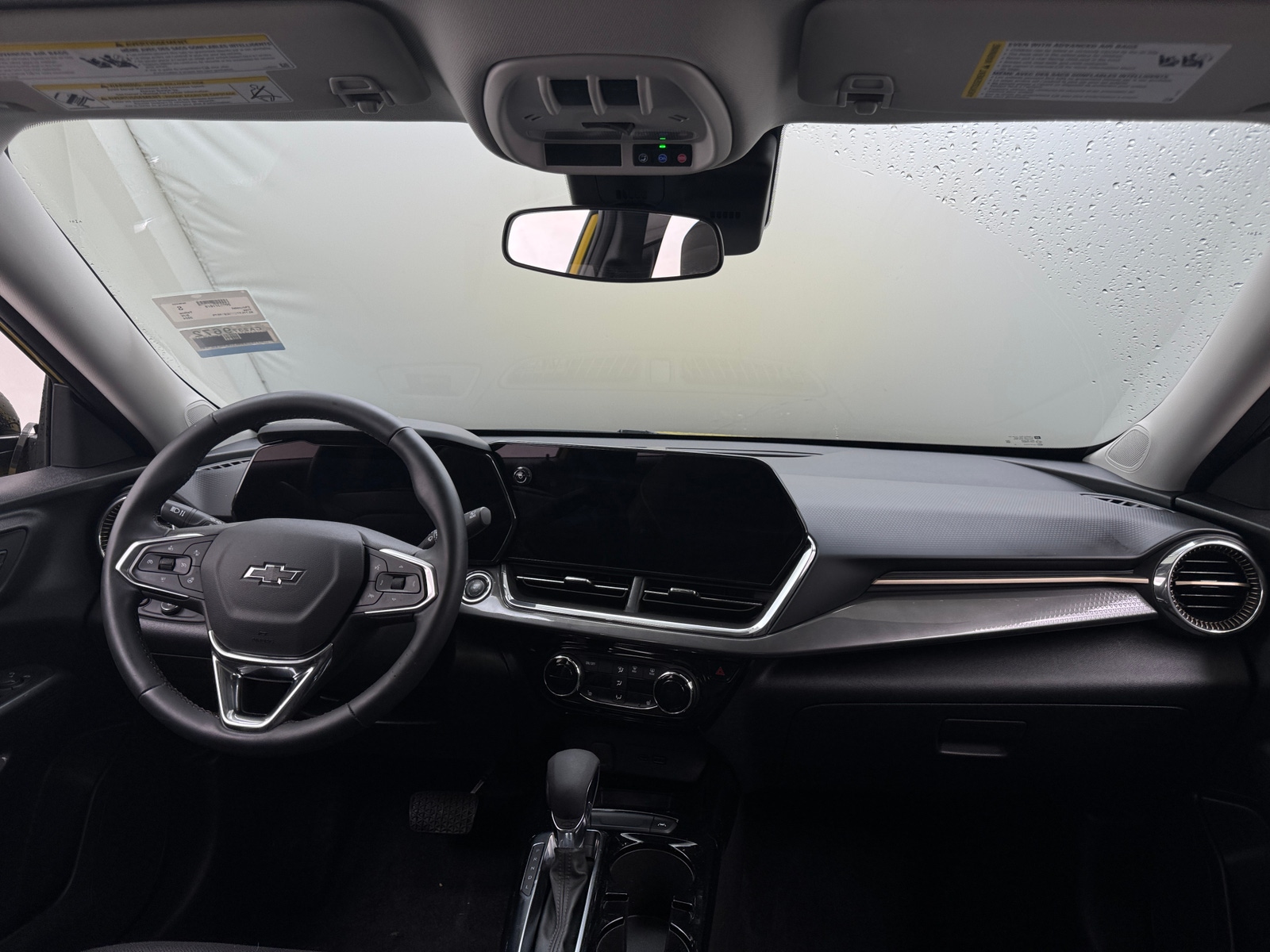 Thumbnail: 2024 Chevrolet Trax - 2