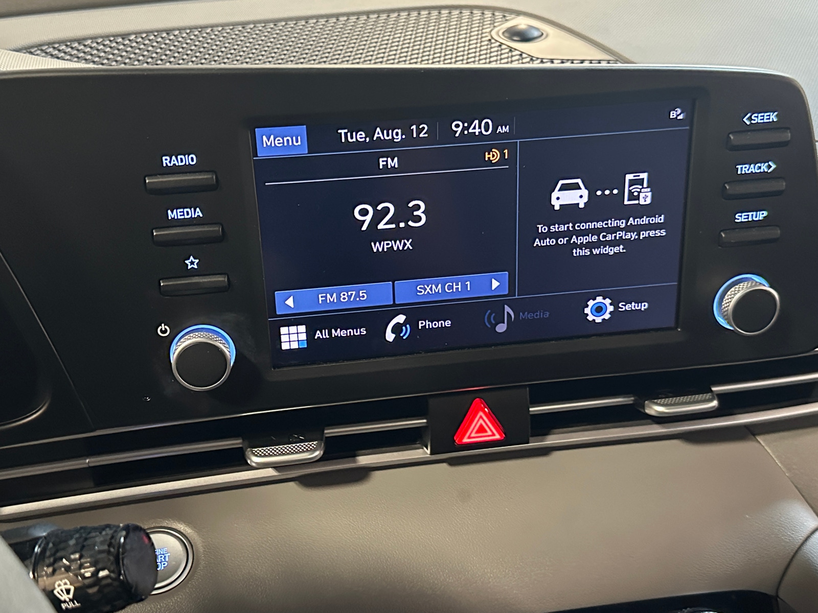 Thumbnail: 2023 Hyundai Elantra - 4