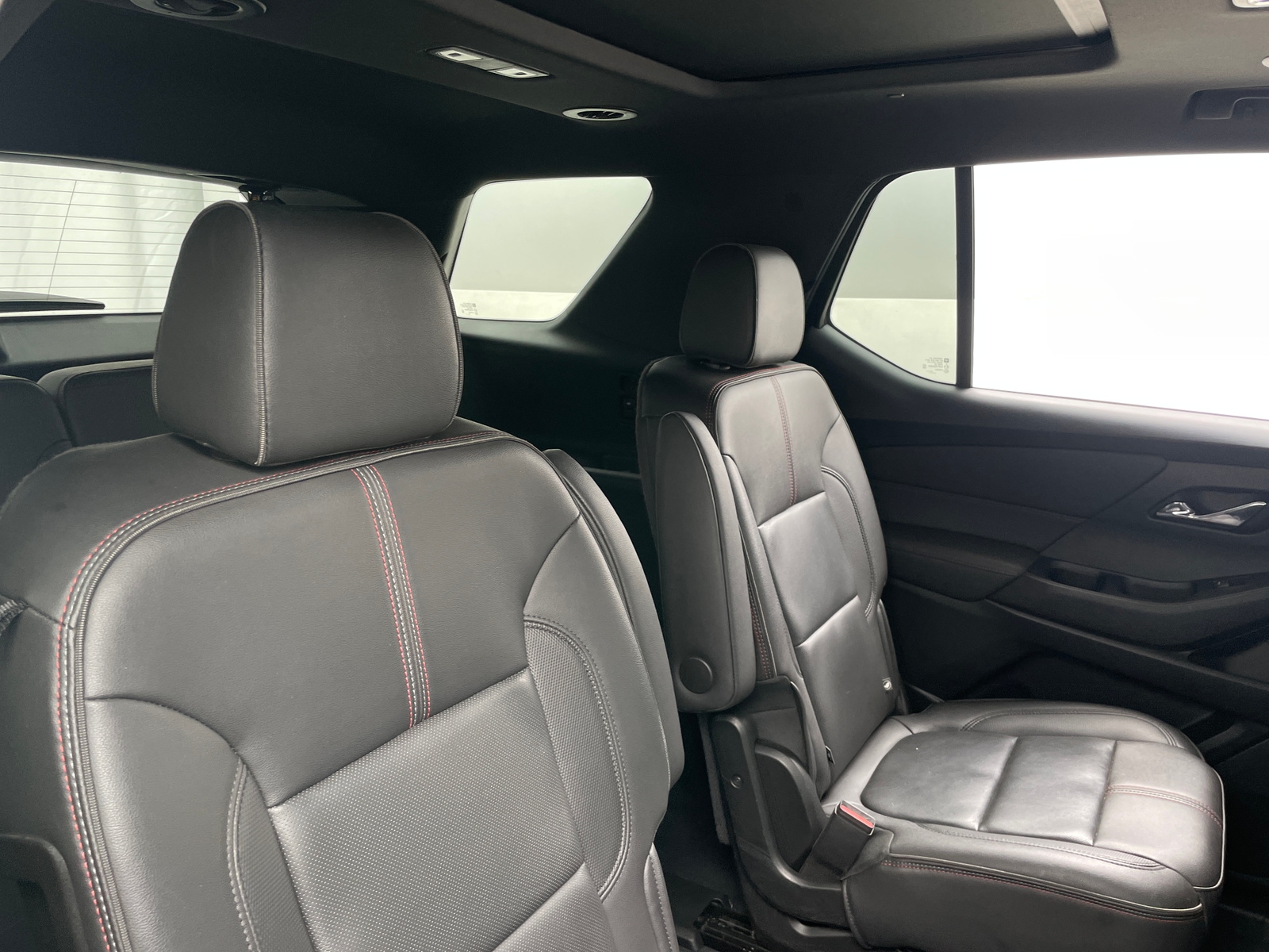 Thumbnail: 2023 Chevrolet Traverse - 5