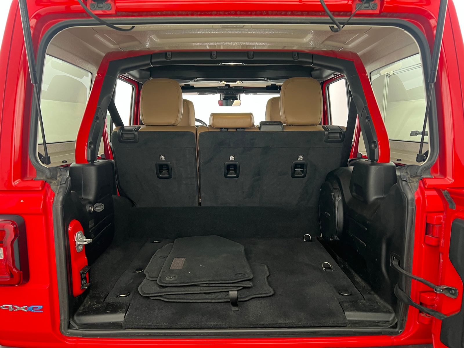 Thumbnail: 2021 Jeep Wrangler - 6